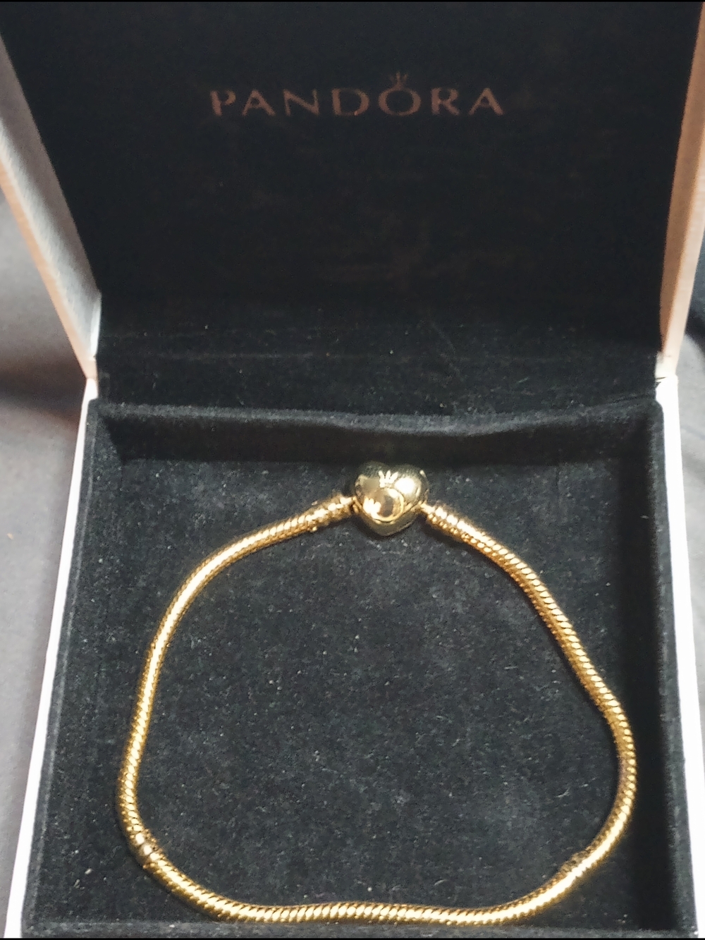 Pandora Gold Heart Clasp Snake Chain Bracelet - Shiny Gold